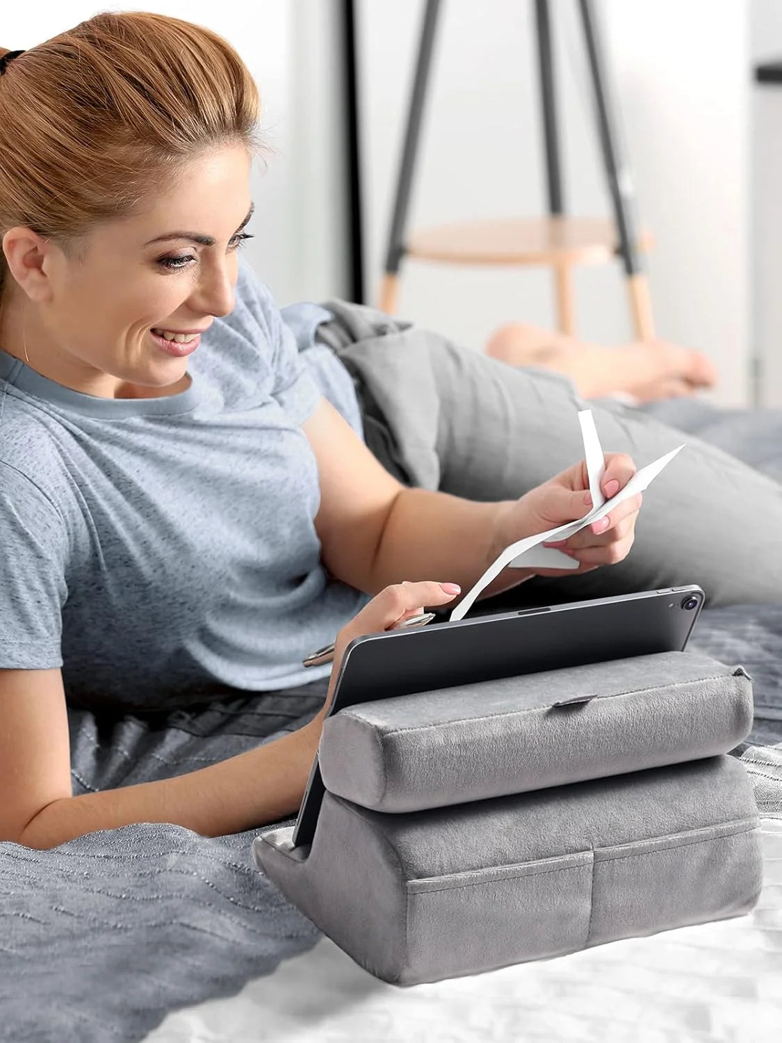 iPad Stand Pillow, Adjustable Tablet Holder for Sofa/Desk/Bed, Phone Holder,3 Viewing Angles, Sponge Rubber Material, Grey