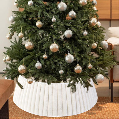 PUCACHI Christmas Tree Collar,Rustic White Luxury Plush Faux Fur AdjustableTree Ring with Stripe Textured Pattern,23-28in Boho Tree Collar Fits for a 4 - 6 Ft Christmas Tree Decor